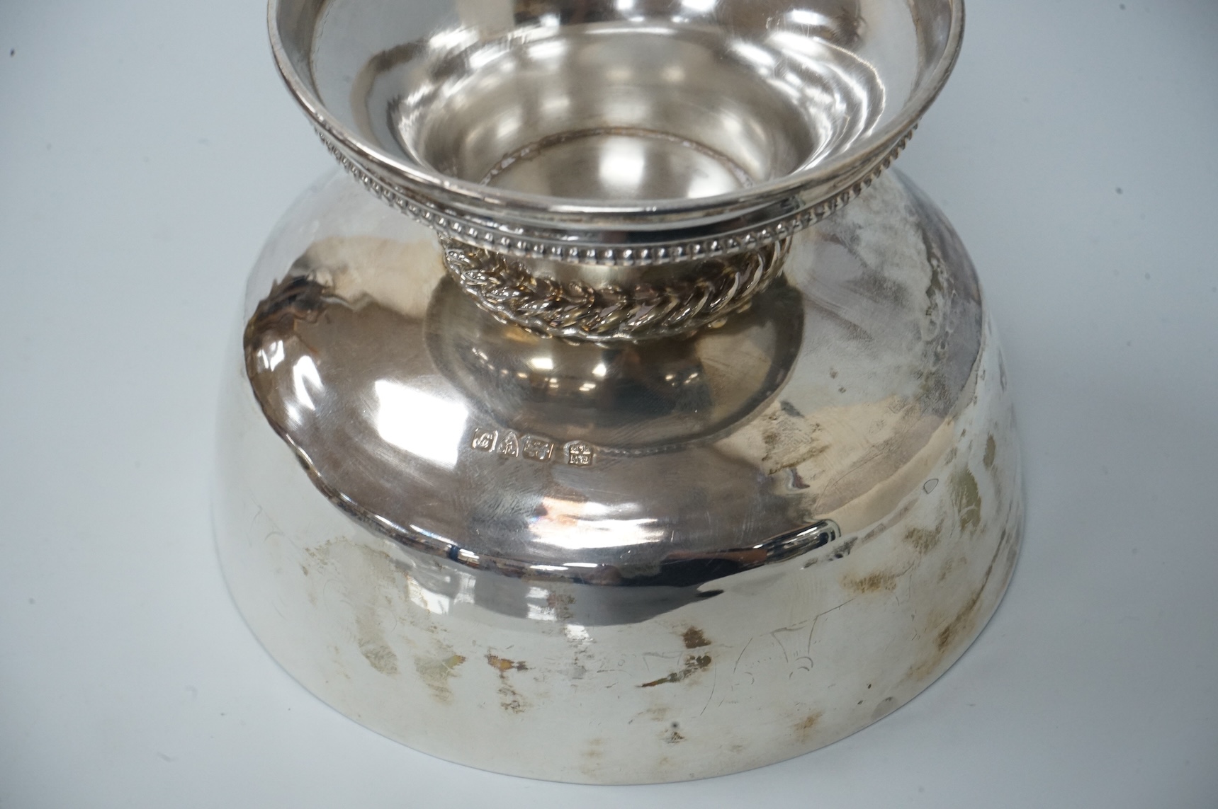 A George V Arts & Crafts silver pedestal bowl, by Nathan & Hayes, Chester, 1915, diameter 12.6cm, 9.2oz.